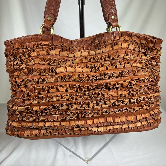 Vintage MOSCHINO Cheap and Chic Brown Leather Ruffle Shoulder Bag Purse Handbag - Picture 4 of 16